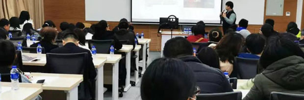 國際藝術(shù)特色班課程班